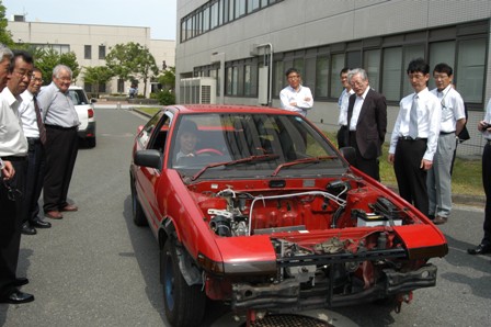 4.学生製作の電気自動車