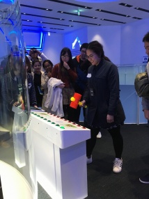 ゲームでロボットと対戦!