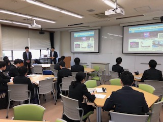 平成２９年度九州工業大学学内合同企業説明会（第５回就職セミナー）を開催しました