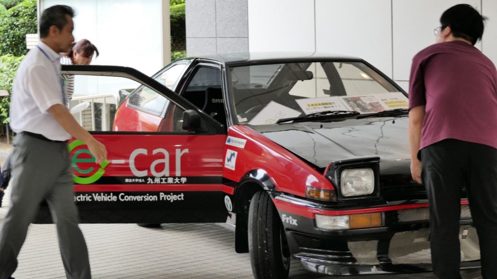 e-car